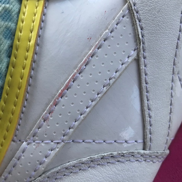 Reebok Junior girl’s Classic - Picture 8 of 11